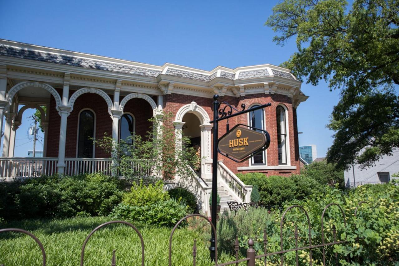 Stylish Downtown Nashville 3 Beds, 1 Bedroom With Private Patio, Parking Exteriör bild